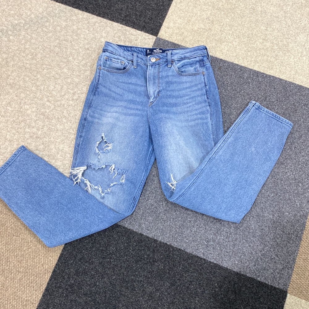 Hollister Ultra High Rise Mom Jean Sz 3R